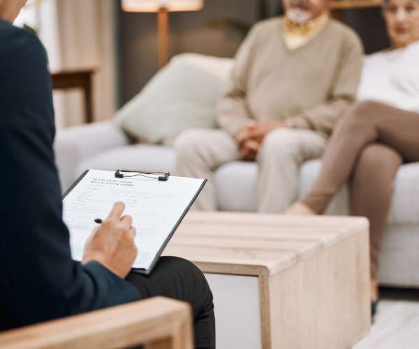 Avaliação Psicológica sendo realizada em um consultório